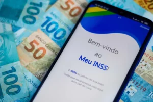 INSS revela idade mínima para sacar R$ 1.621 em 2026