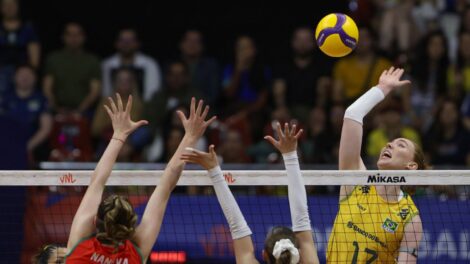 Invicto, Brasil enfrenta campeãs olímpicas na Liga das Nações de Vôlei