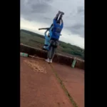 Jovem de 21 anos morre após ser lançada sem cordas em "bungee jumping"