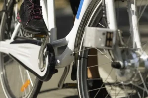 Linha de crédito de Lula para entregadores atenderá bike elétrica e terá juro de 12,5%