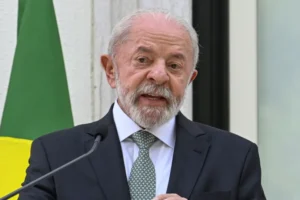 Lula assina medida que tira dinheiro de bets e destina à segurança
