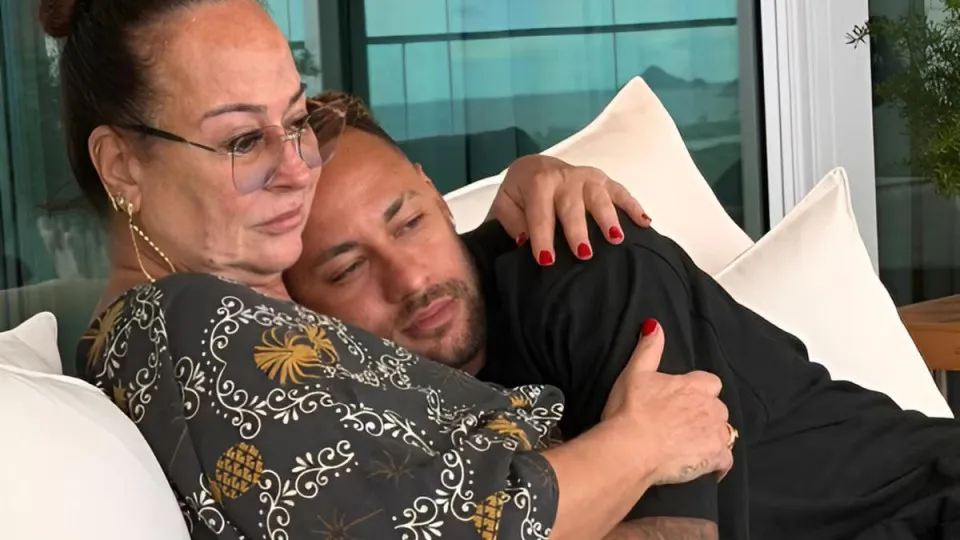 Mãe de Neymar manda recado antes da possível estreia do filho na Copa