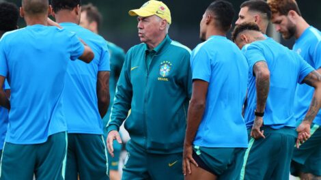 Mau tempo atrasa voo do Brasil para Miami, sede do jogo com a Escócia