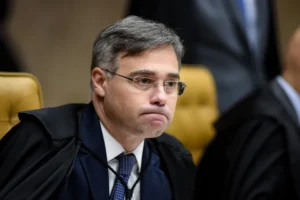 Mendonça determina exclusão de vídeo publicado por líder do PL que associa CV e PCC ao PT