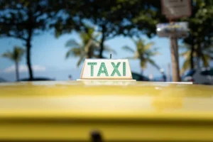 Motoristas de apps e taxistas já podem pedir financiamento