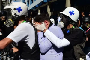 Número de mortos por terremoto na Venezuela se aproxima de 1.500