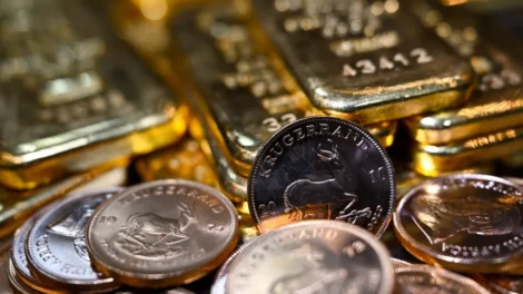 Ouro fecha perto da estabilidade diante de tensões no Oriente Médio