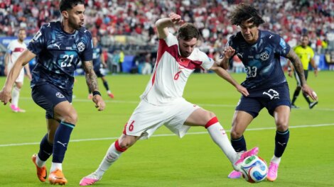 Paraguai vence por 1 a 0 e elimina Turquia no grupo D da Copa