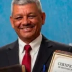 Pastor aproveita saída de esposa e filho para estuprar a sogra de 91 anos