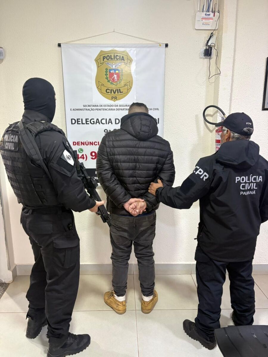 Polícia Civil apreende quase 1kg de maconha em residência em Sarandi; acusado afirmou ter comprado a droga nas redes sociais