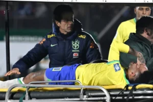 Por que os jogadores de futebol se machucam tanto? Veja os tipos de lesão mais comuns