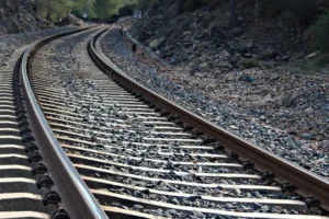Primeira concessão de ferrovia do país chega ao fim após 30 anos, e governo prepara novo leilão