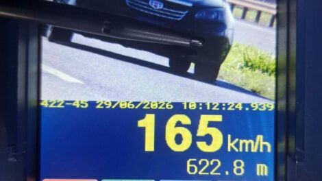 Radar flagra veículo a mais de 165km/h na PR-323, em Paiçandu