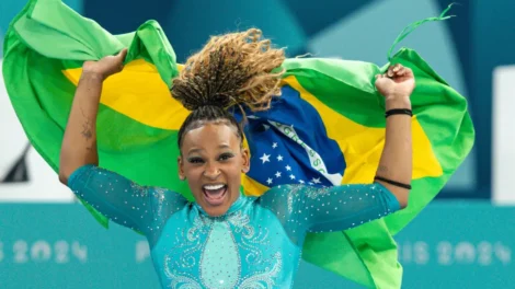 Rebeca Andrade vai à final do Pan de ginástica em retorno às competições