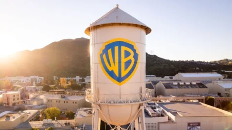 Reino Unido investiga megafusão de R$ 110 bi entre Paramount e Warner