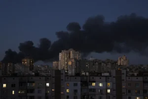 Rússia diz ter abatido 28 drones que voavam em direção a Moscou