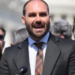 STF condena Eduardo Bolsonaro pelo crime de coação por atuação nos EUA