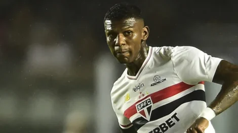 Santos e São Paulo não se entendem, e negociações por Arboleda emperram