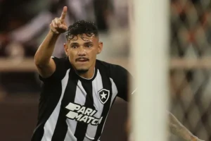 Santos vai gastar R$ 23,2 milhões no ano com atletas que não estão no clube