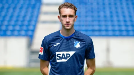 São Paulo abre conversas com Arthur Chaves, zagueiro do Hoffenheim