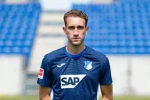 São Paulo negocia com o Hoffenheim por zagueiro brasileiro Arthur Chaves