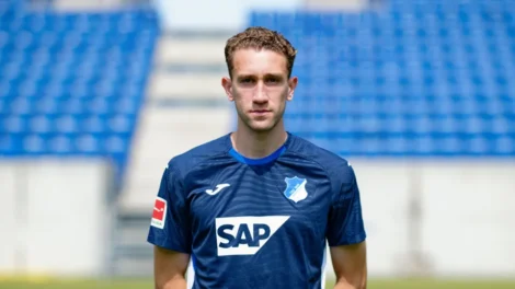 São Paulo negocia com o Hoffenheim por zagueiro brasileiro Arthur Chaves
