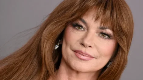 Shania Twain fez "coisas muito prejudiciais à saúde" para emagrecer — até uma grande mudança de vida