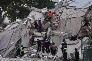 Sobe para 1.943 o número de mortos confirmados em terremotos na Venezuela