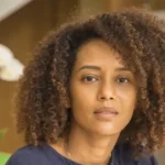 Taís Araujo vive no palco as aflições e os desejos de uma mulher em metamorfose
