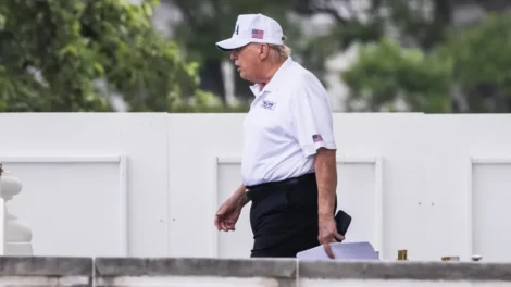 Trump afirma que Irã "deixará de existir" se EUA voltarem à guerra