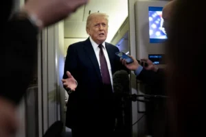 Trump cita preocupação de 'catástrofe econômica' por continuidade da guerra contra Irã