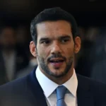 Xaud chora em conversa para contenção de crise e volta à seleção
