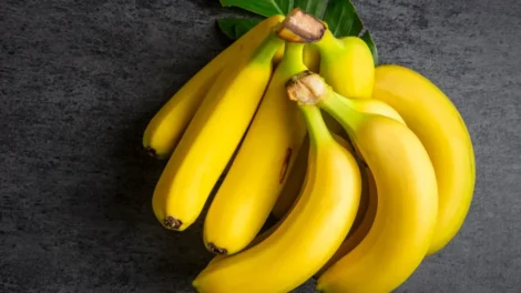4 truques simples para fazer as bananas durarem mais tempo