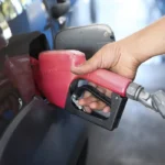 ANP lança aplicativo que avalia qualidade de postos de combustíveis e permite denúncias