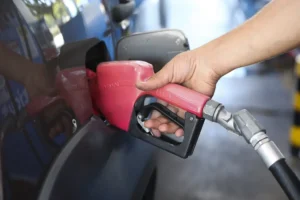 ANP lança aplicativo que avalia qualidade de postos de combustíveis e permite denúncias