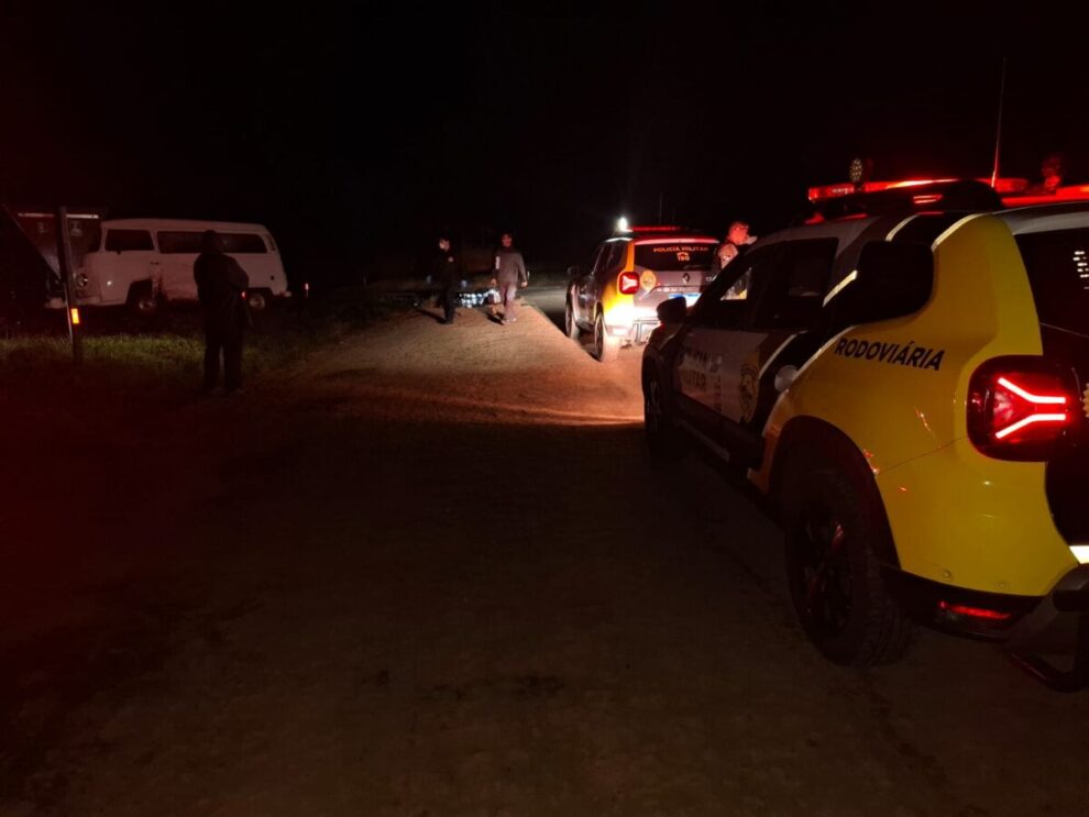 Acidente entre Kombi e moto deixa um morto e um ferido em rodovia na região de Maringá