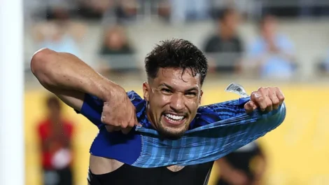 Ajax encaminha contratação de Marcos Leonardo por R$ 150 milhões