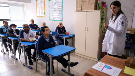 Alunos da EJA no Condomínio do Idoso participam de competição gastronômica em Maringá