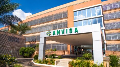Anvisa suspende venda de energético Mister Hemp