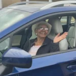 Aos 108 anos, Susan ainda dirige e vive sozinha. "Tentar cuidar de mim"