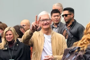 Apple supera Nvidia e reconquista título de empresa mais valiosa do mundo