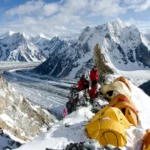 Avalanche deixa dois mortos e oito desaparecidos no Broad Peak