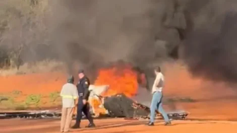 Avião de pequeno porte cai em Mogi Mirim, em São Paulo
