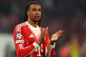 Bayern descarta vender Olise e avalia renovar com salário de R$ 150 milhões