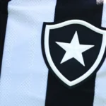 Botafogo entra em acordo com Ferraresi, e São Paulo terá Newton de graça