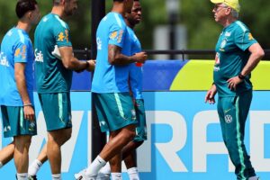 Brasil inicia preparação para oitavas da Copa contra Noruega
