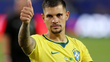 Bruno Guimarães projeta duelo com Odegaard e alerta sobre bola parada