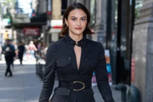 Camila Mendes revela pressão e transtorno alimentar nos bastidores de Riverdale