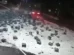 Caminhão derruba 2 mil garrafas de cerveja e vídeo viraliza; veja