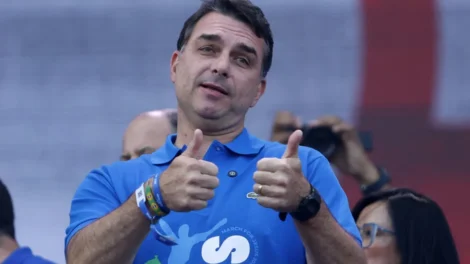Campanha de Flávio aposta em OAB para reaver visitas a Bolsonaro, mas admite pessimismo com Moraes